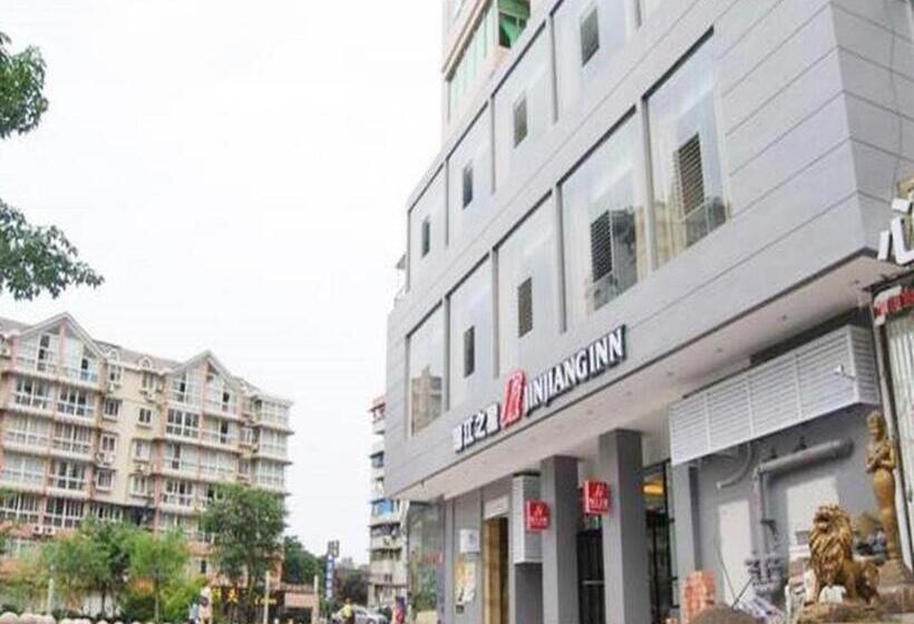 Отель Jinjiang Inn Zigong Tongxing Road Branch