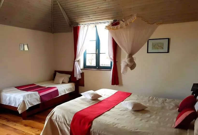 هتل Le Trianon
