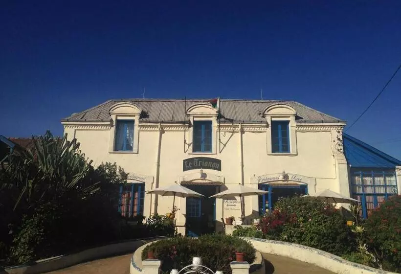 هتل Le Trianon