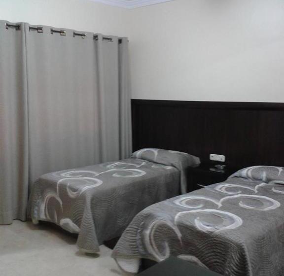 هتل De La Mediterranee