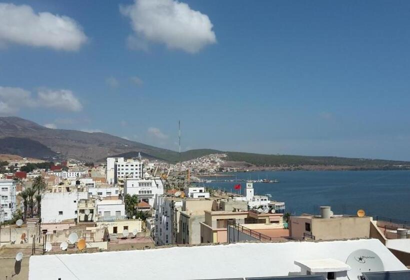 هتل De La Mediterranee