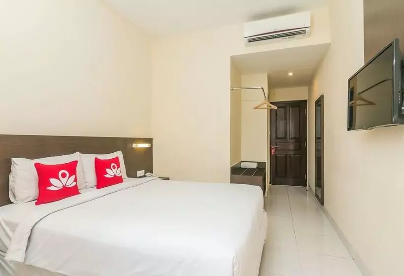 ホテル Zen Rooms Legian Sri Laksmi