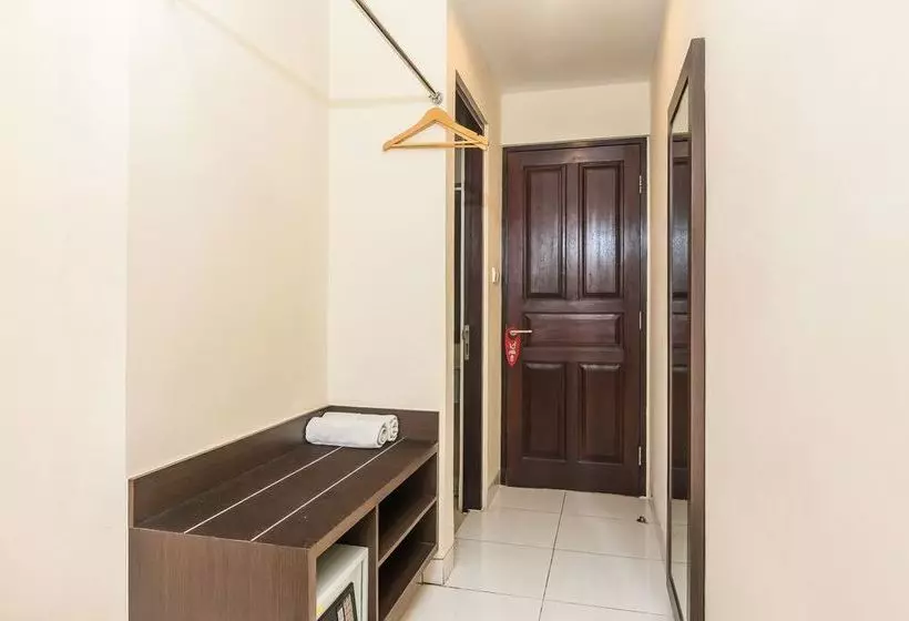 ホテル Zen Rooms Legian Sri Laksmi