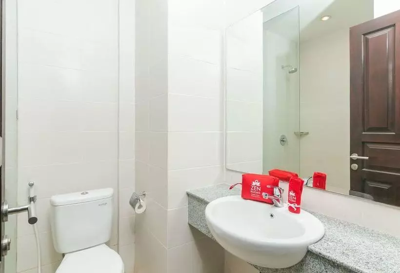 ホテル Zen Rooms Legian Sri Laksmi