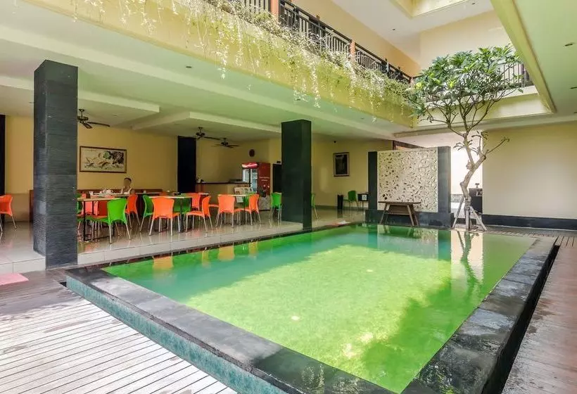 ホテル Zen Rooms Legian Sri Laksmi