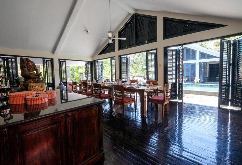 Le Mirage Villa Santai