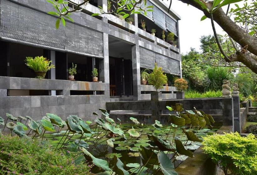 Le Mirage Villa Santai