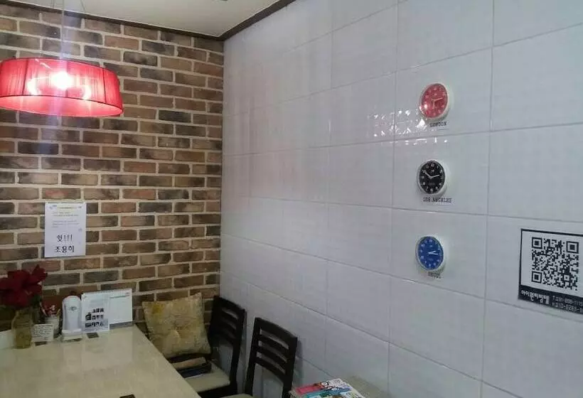 ユースホステル Jukjeon Guesthouse Iwantlivingtel