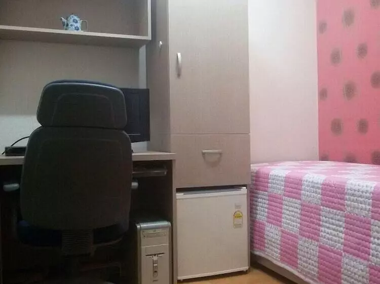 ユースホステル Jukjeon Guesthouse Iwantlivingtel