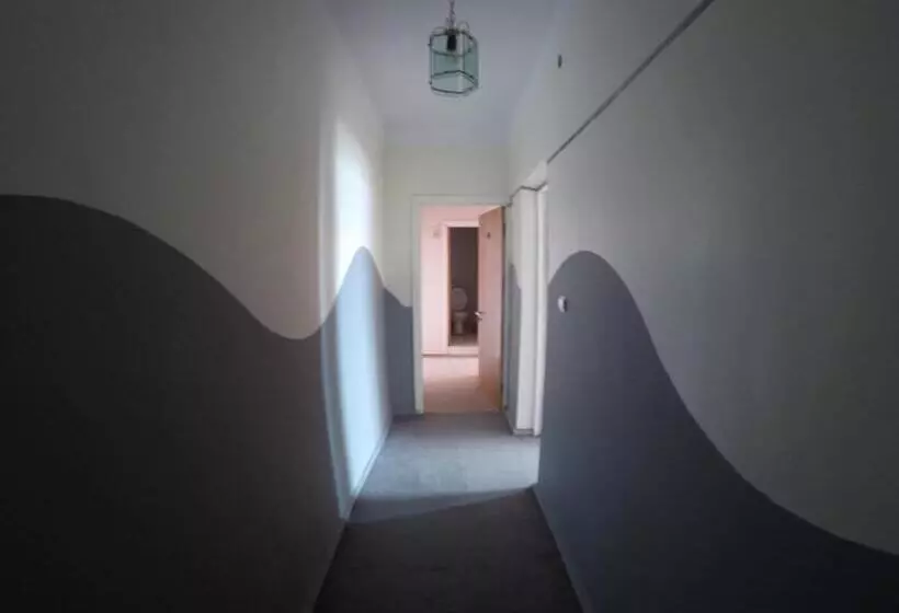 هاستل Sevan Writers House