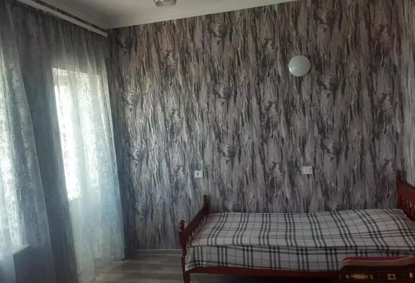 هاستل Sevan Writers House