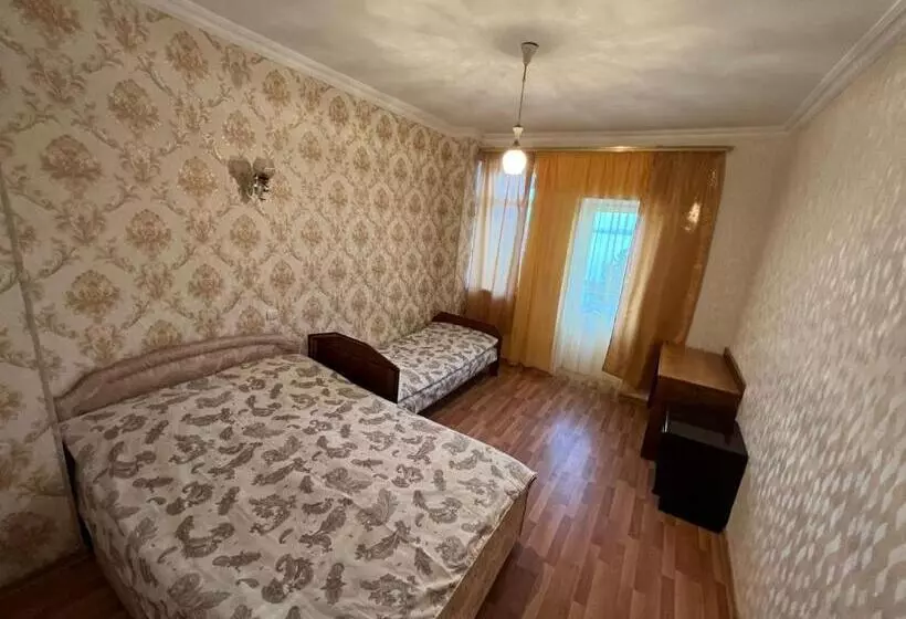 هاستل Sevan Writers House