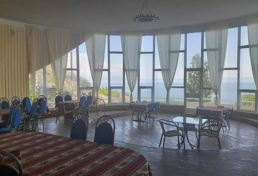 هاستل Sevan Writers House