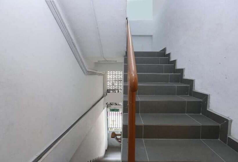 Hospedaria Spot On 89795 The Space Inn