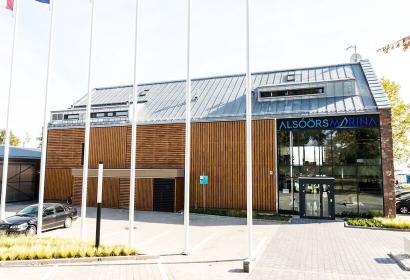 호텔 Alsóörs Marina