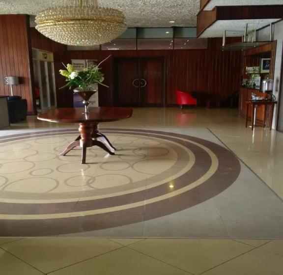 בית מלון כפרי Inter Chimoio