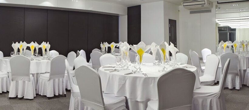 هتل Khuvsgul Lake