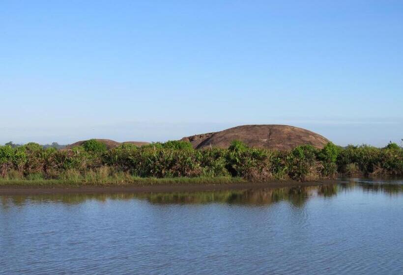 Resort The Long Hostel