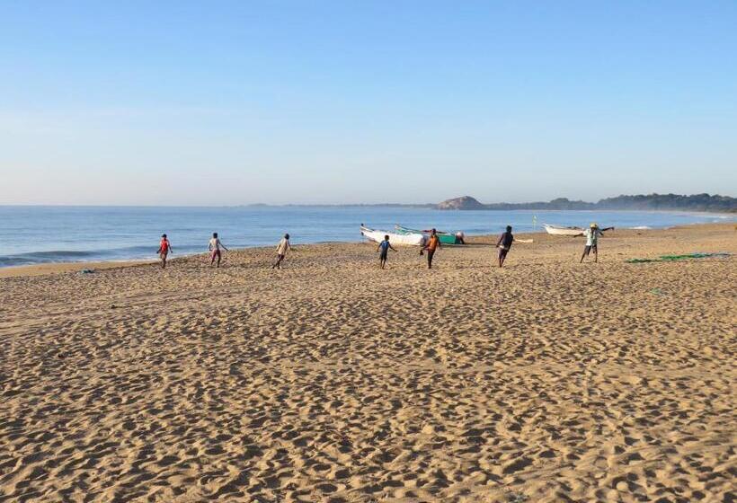 Resort The Long Hostel