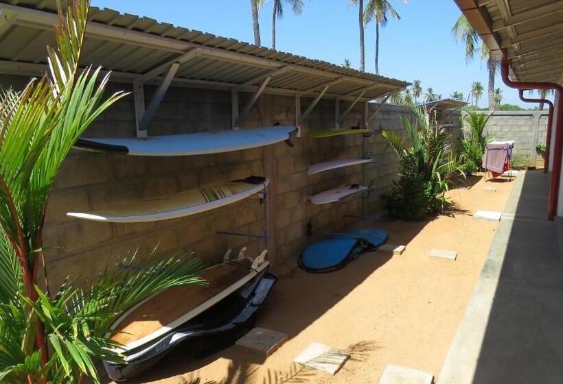 Resort The Long Hostel