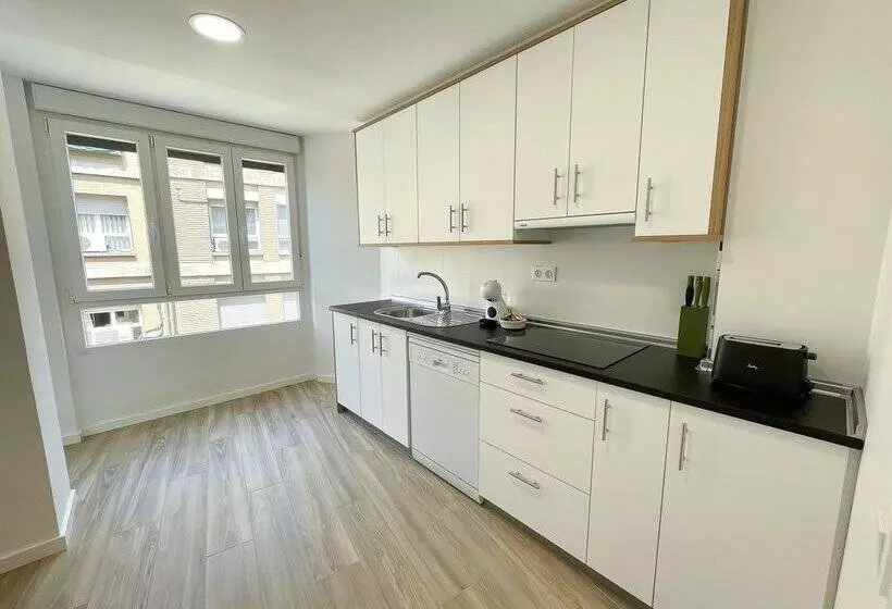Apartamentos Zaragoza Gran Via 3000
