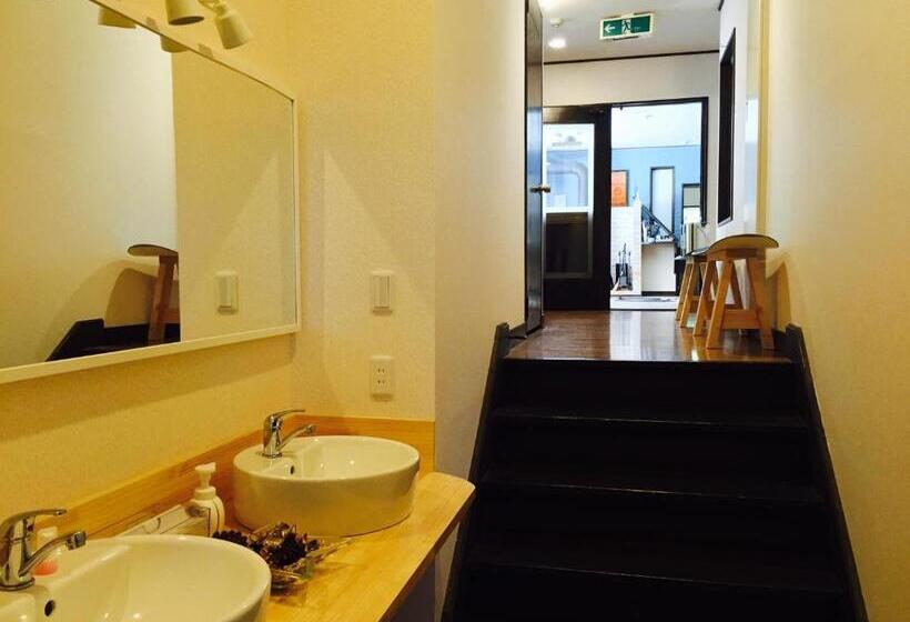 住宿加早餐 White Rose Inn