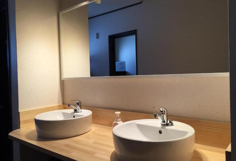 住宿加早餐 White Rose Inn