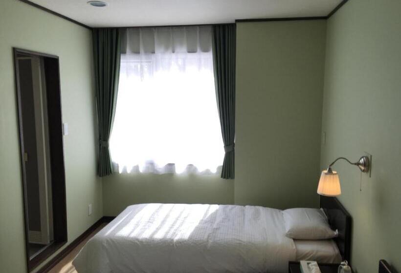 住宿加早餐 White Rose Inn