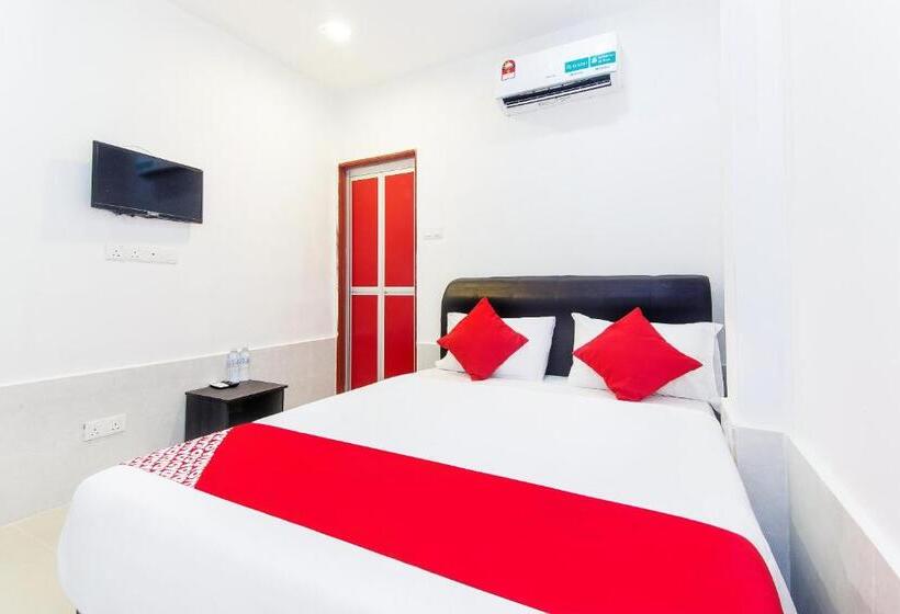 בית מלון כפרי Adiff Palace