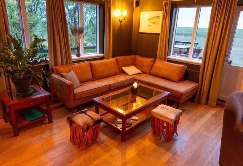 هتل Aurora Lodge