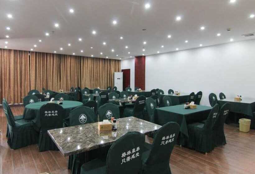 Отель Greentree Inn Jiangsu Zhenjiang Jurong Yalong Business