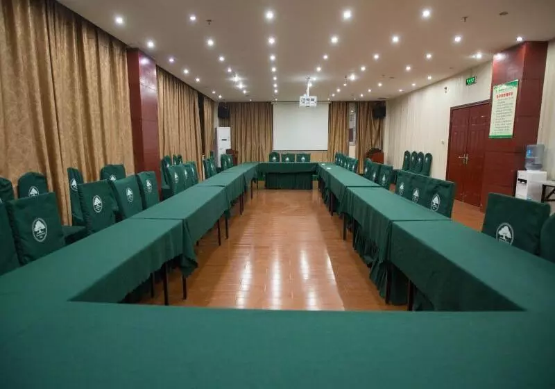 ホテル Greentree Inn Jiangsu Zhenjiang Jurong Yalong Business