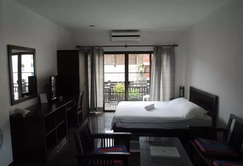 ユースホステル Faa Apartment