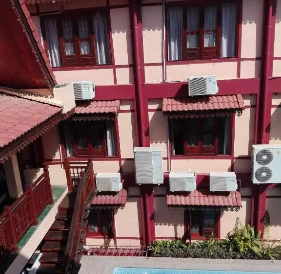 ユースホステル Faa Apartment