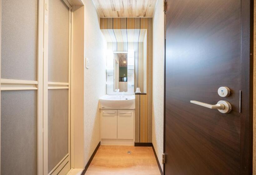 旅馆 Residence Hotel Takayama Station