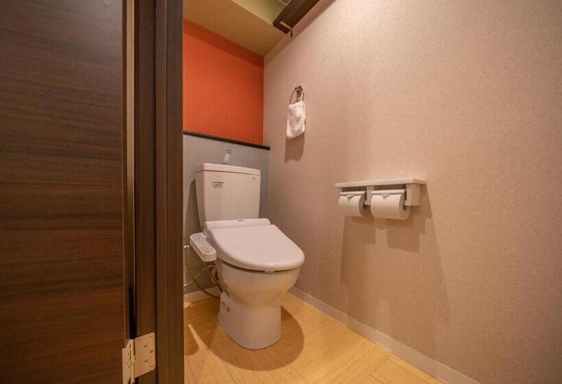 旅馆 Residence Hotel Takayama Station