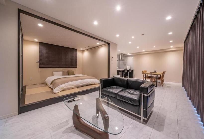 旅馆 Residence Hotel Takayama Station