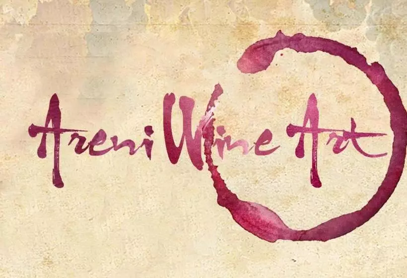 تختخواب و صبحانه Areni Wine Art