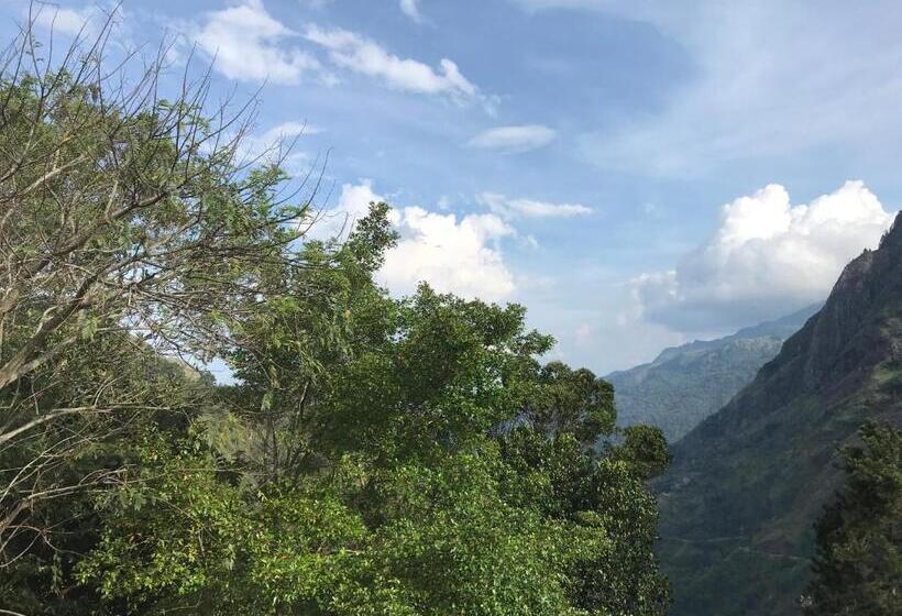 ベッドアンドブレックファースト Ridge View Guest House  Ella