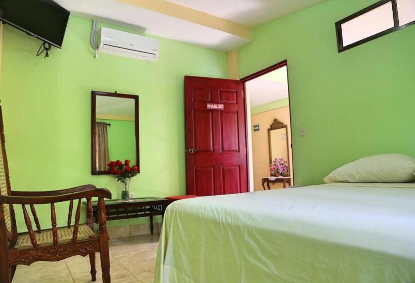 تختخواب و صبحانه Hostal San Antonio