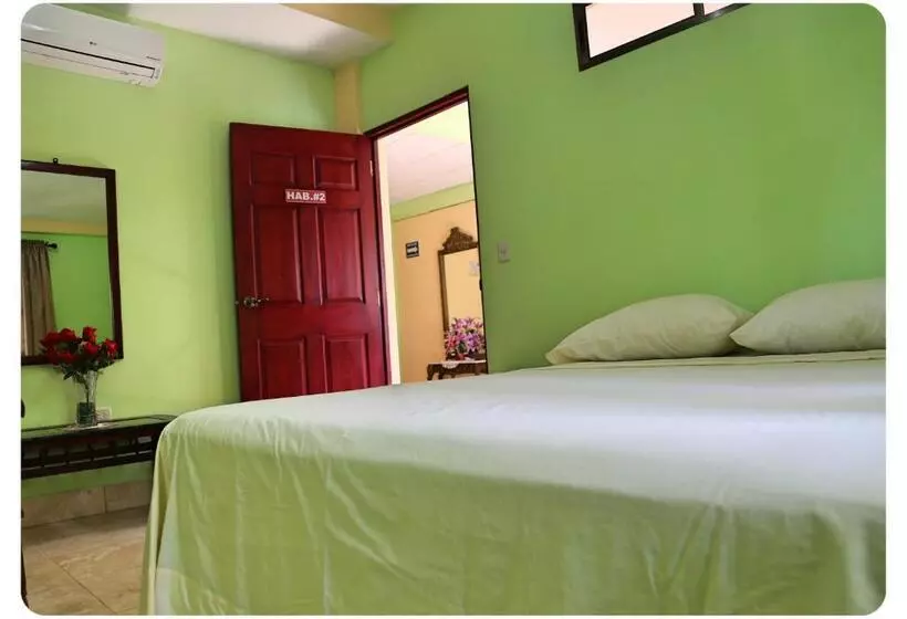 ベッドアンドブレックファースト Hostal San Antonio