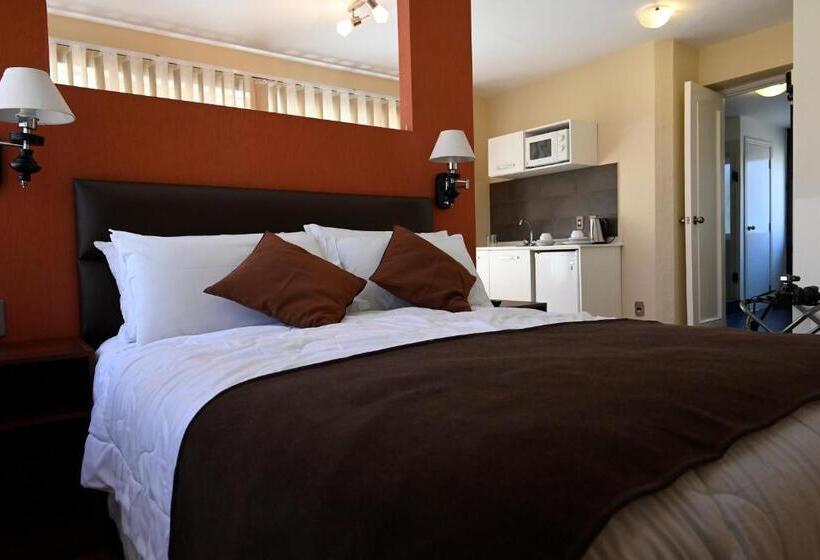 مسافرخانه Bolivian Rooms & Suites