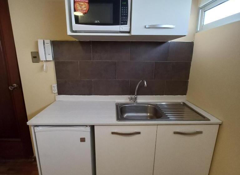 مسافرخانه Bolivian Rooms & Suites