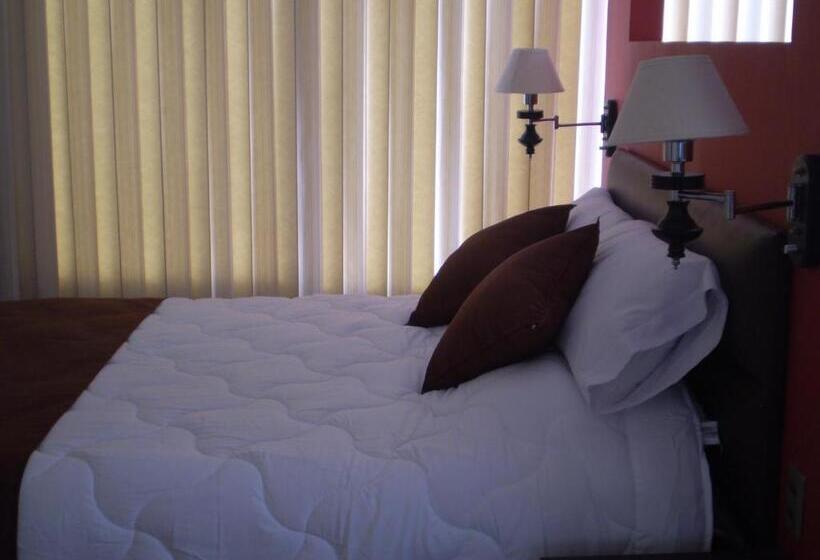 مسافرخانه Bolivian Rooms & Suites