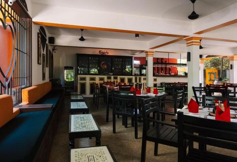 בית מלון כפרי Amal Beach