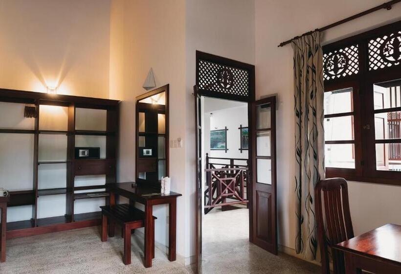 בית מלון כפרי Amal Beach