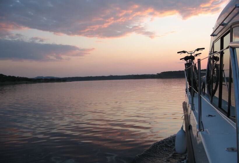 호텔 Amieira Marina