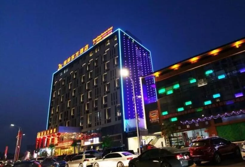 ホテル Greentree Eastern Zigong Huashang International City Huichuan Road