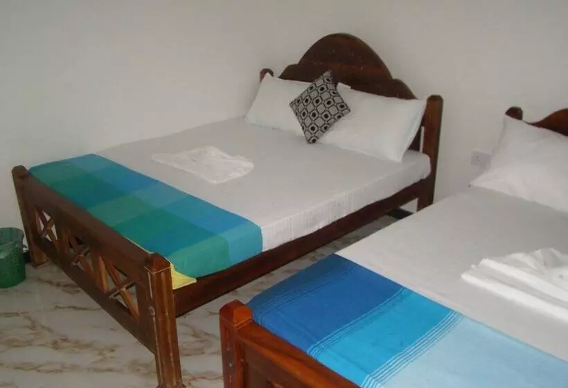 Hotelli Nadun Rest