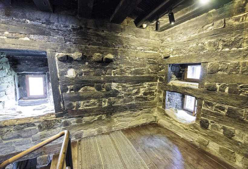 هتل Serena Shigar Fort